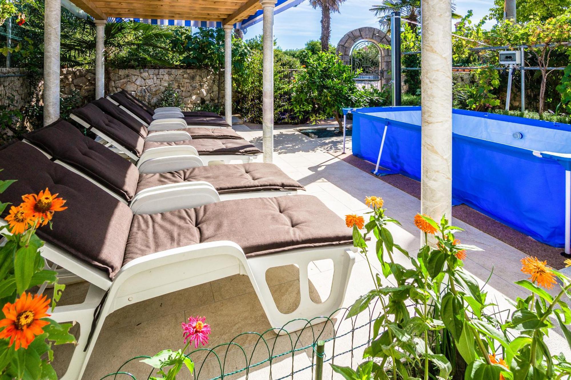 Apartment Villa Marija, Pinezici Krk Town Exterior photo